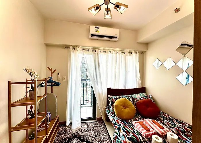 High Rise With Balcony, Pool, Grand Lobby, And Sky Garden 22f Apartment Manila