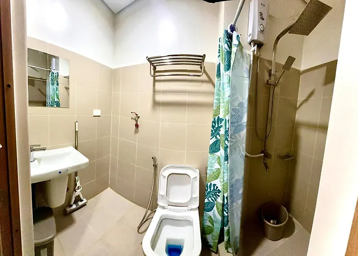 High Rise With Balcony, Pool, Grand Lobby, And Sky Garden 22f * Manila
